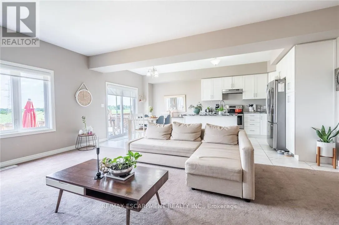 43 - 120 VINEBERG DRIVE