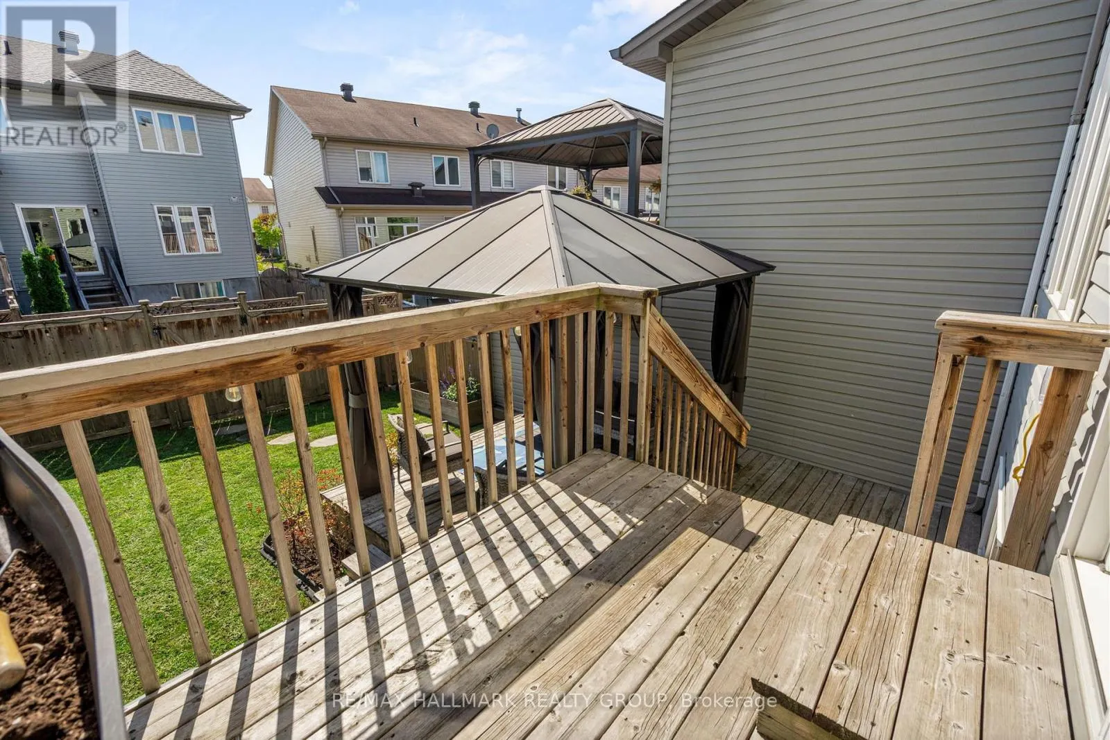 379 ROLLING MEADOW CRESCENT