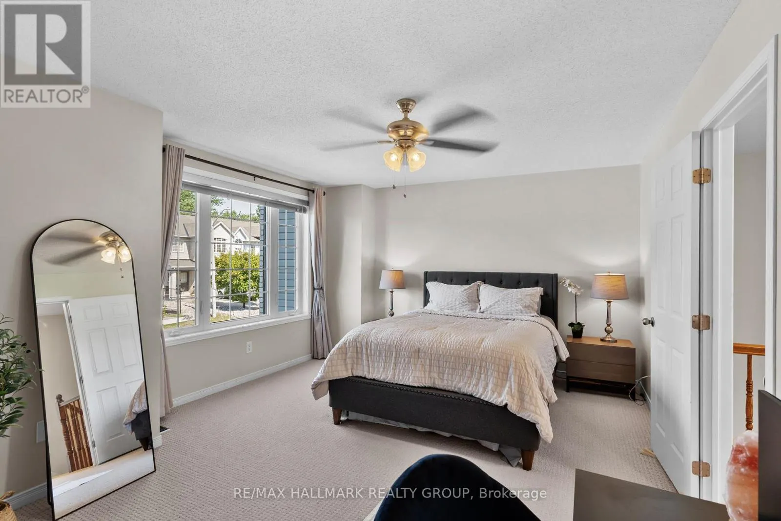 379 ROLLING MEADOW CRESCENT
