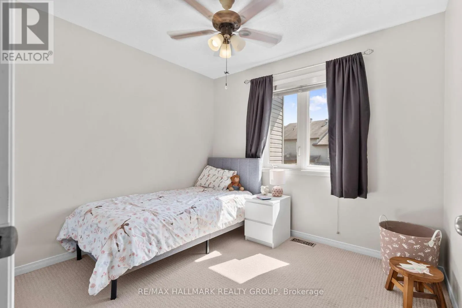 379 ROLLING MEADOW CRESCENT