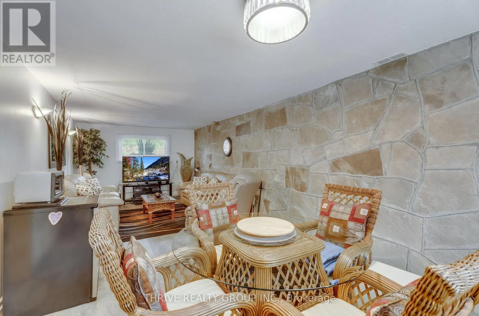 387 REGAL DRIVE