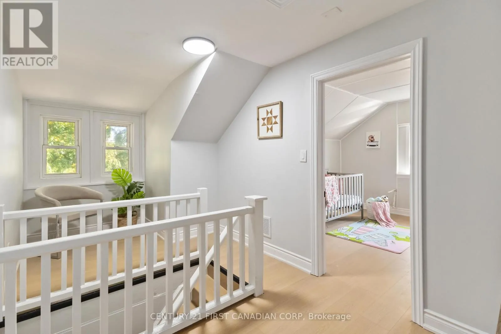 122 WINDSOR CRESCENT