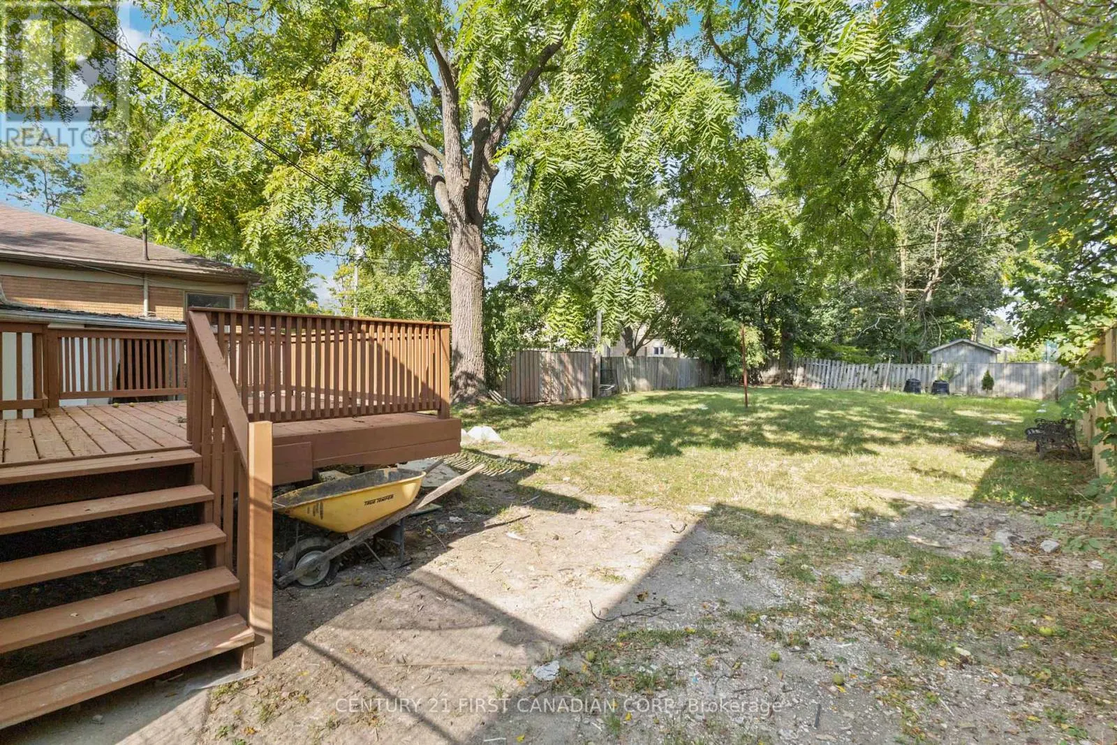 122 WINDSOR CRESCENT