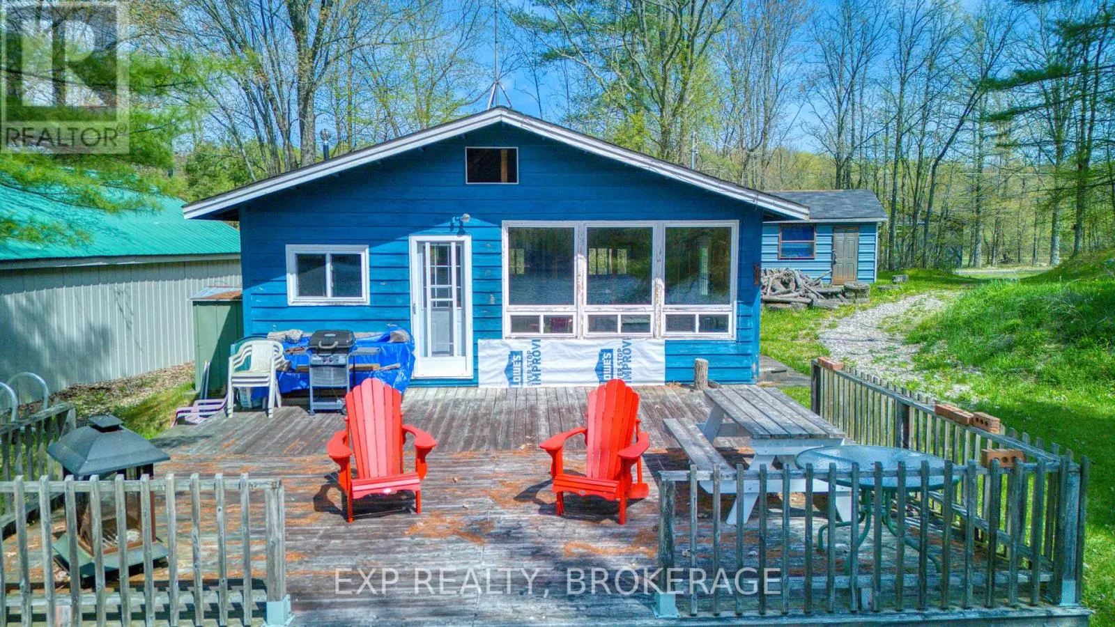 1036 TURNER WAY
