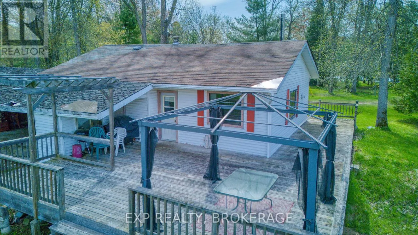 1013 TURNER WAY
