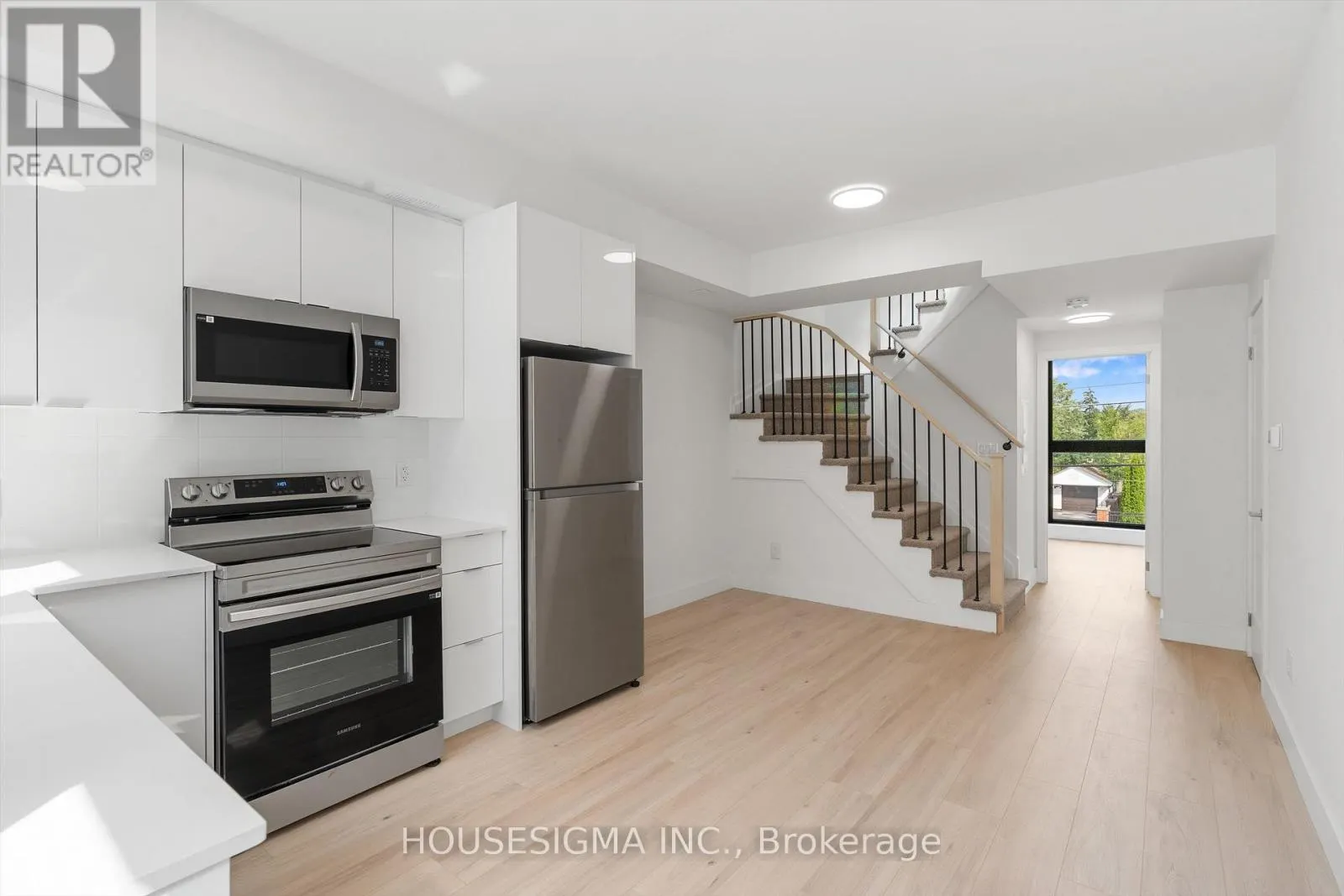 302 - 7277 WILSON CRESCENT