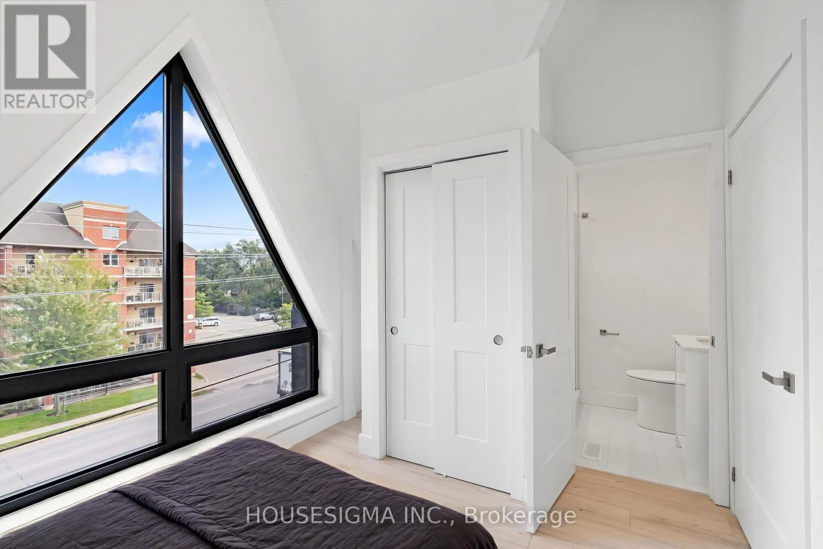 302 - 7277 WILSON CRESCENT