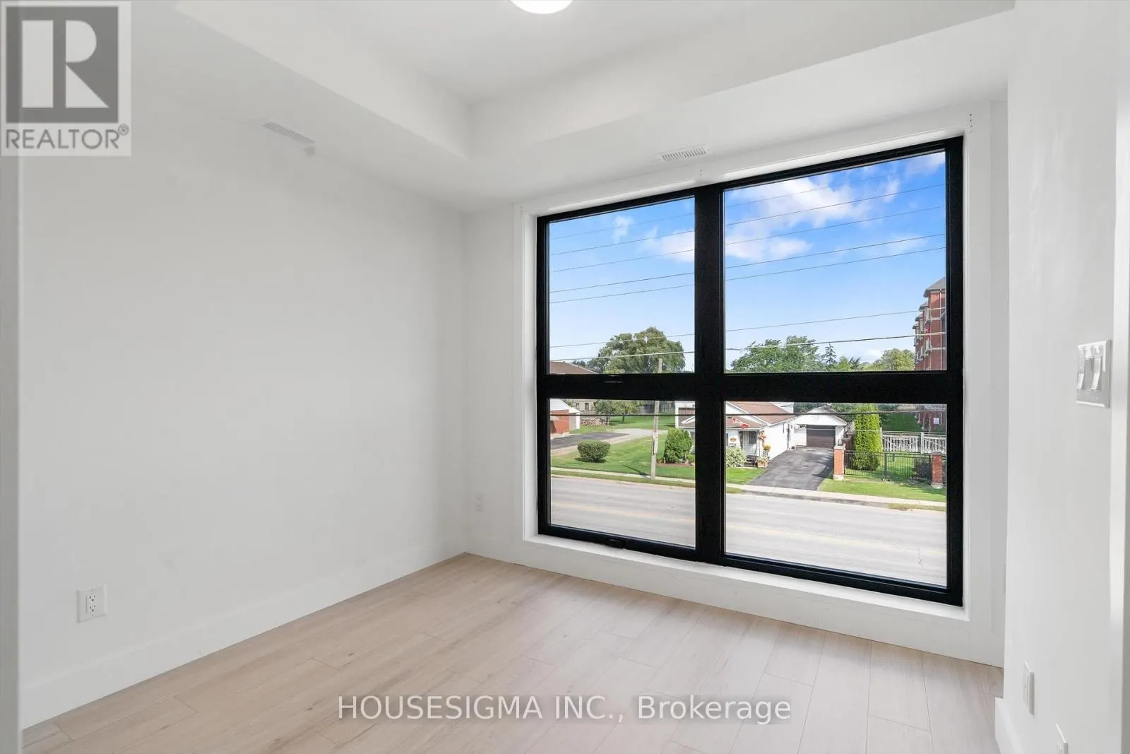 302 - 7277 WILSON CRESCENT