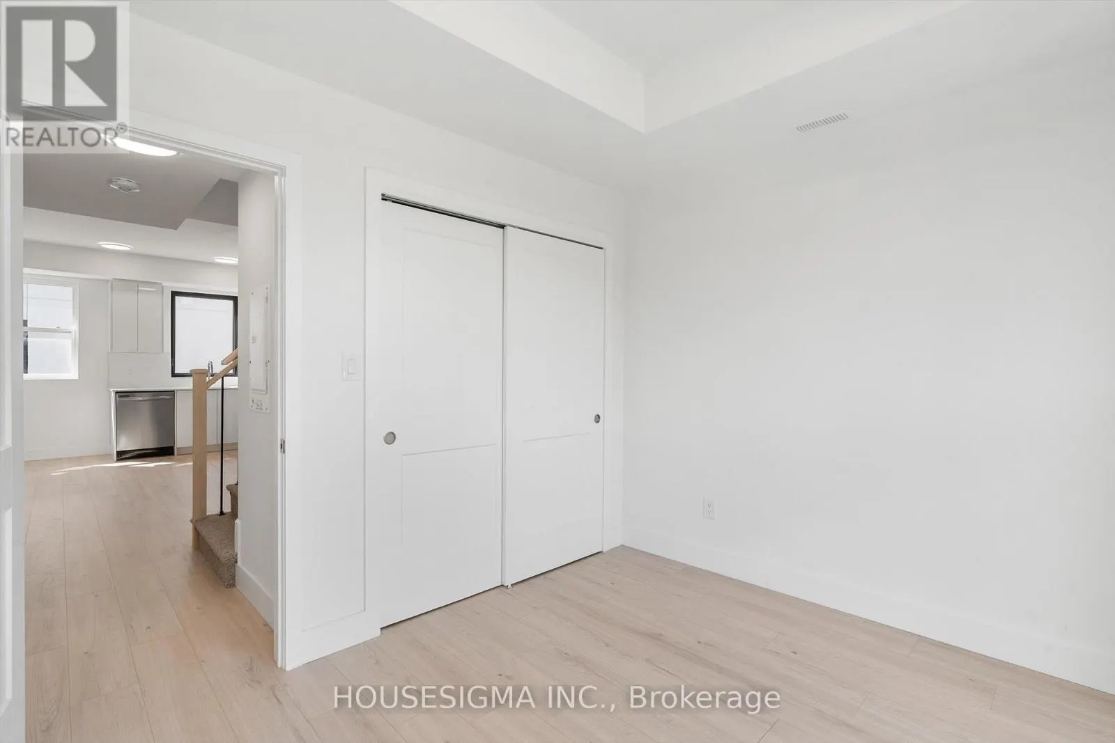 302 - 7277 WILSON CRESCENT