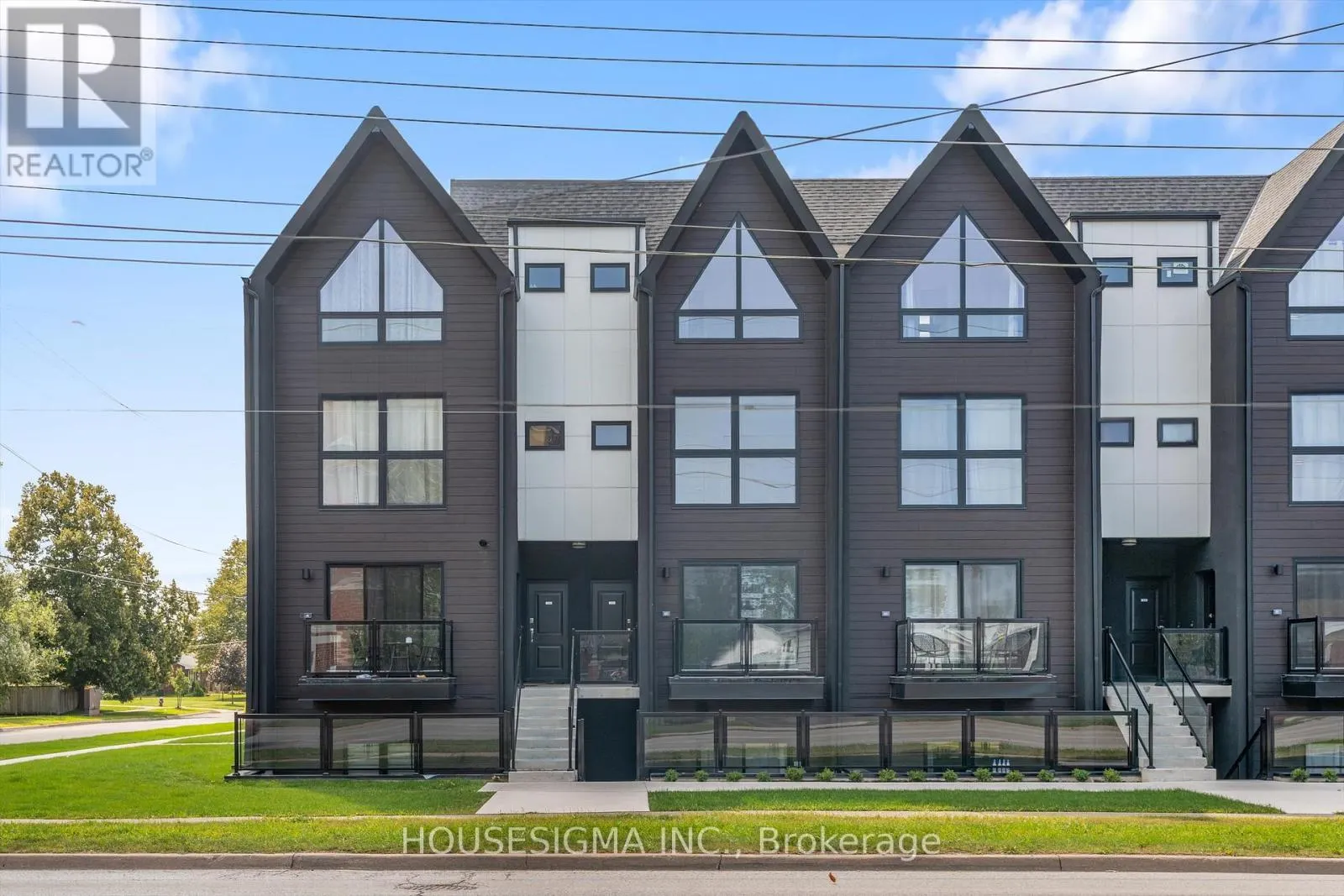 302 - 7277 WILSON CRESCENT