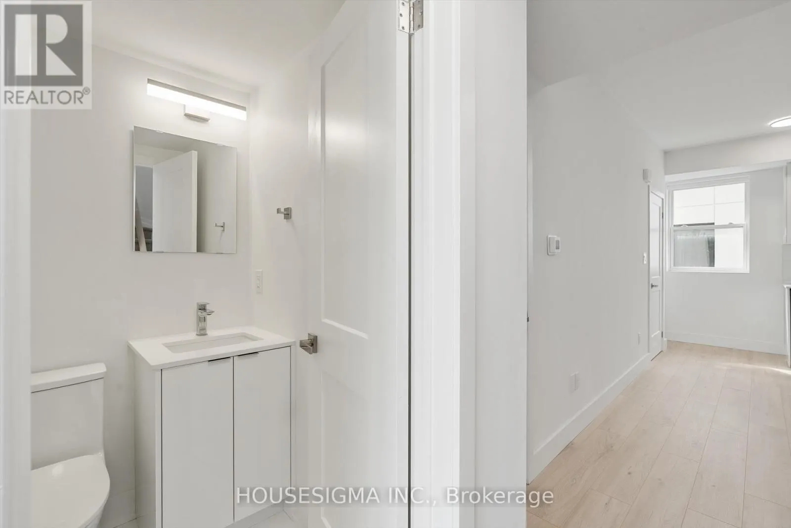 302 - 7277 WILSON CRESCENT
