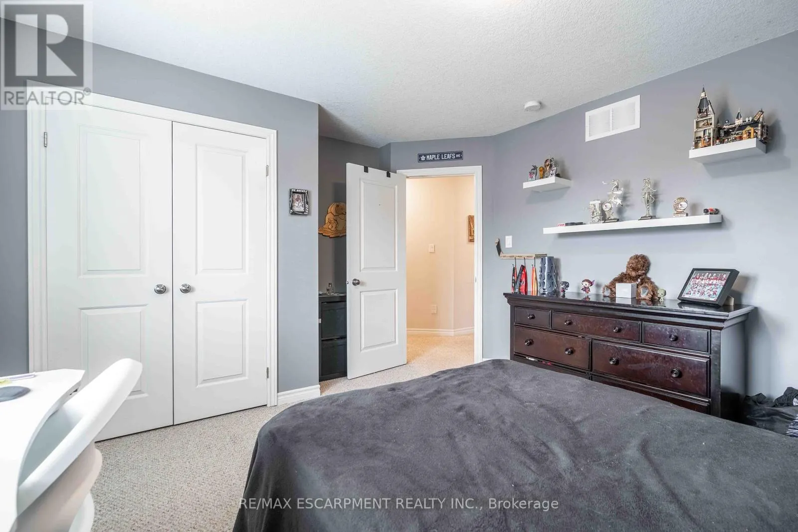 27 PURNELL DRIVE
