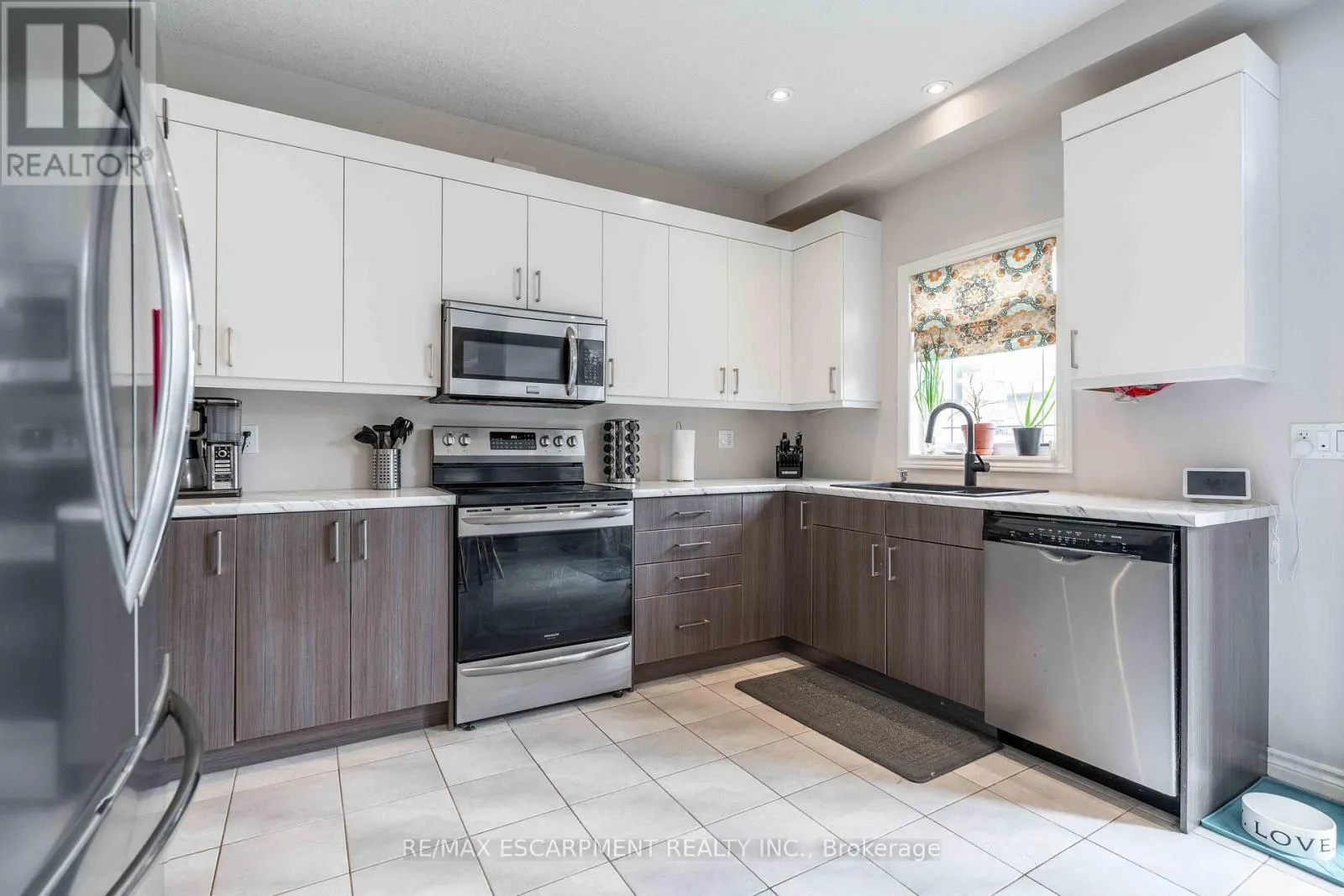 27 PURNELL DRIVE