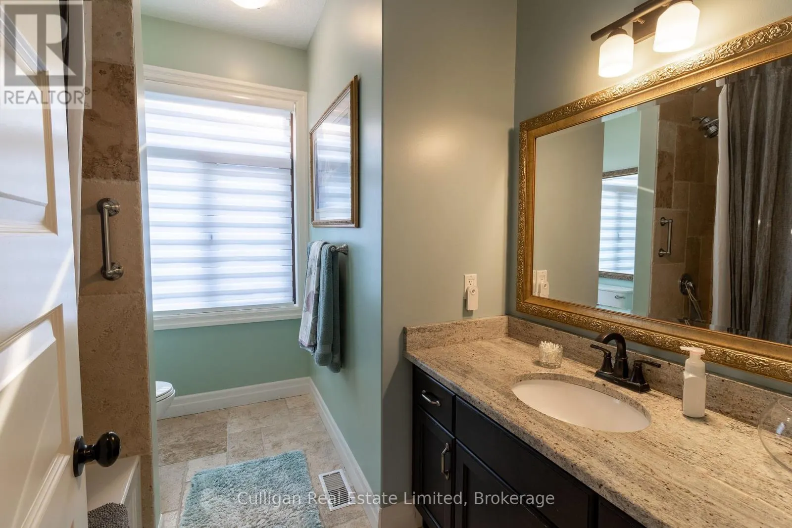 UNIT #47 - 181 SKYLINE AVENUE, #Unit #47