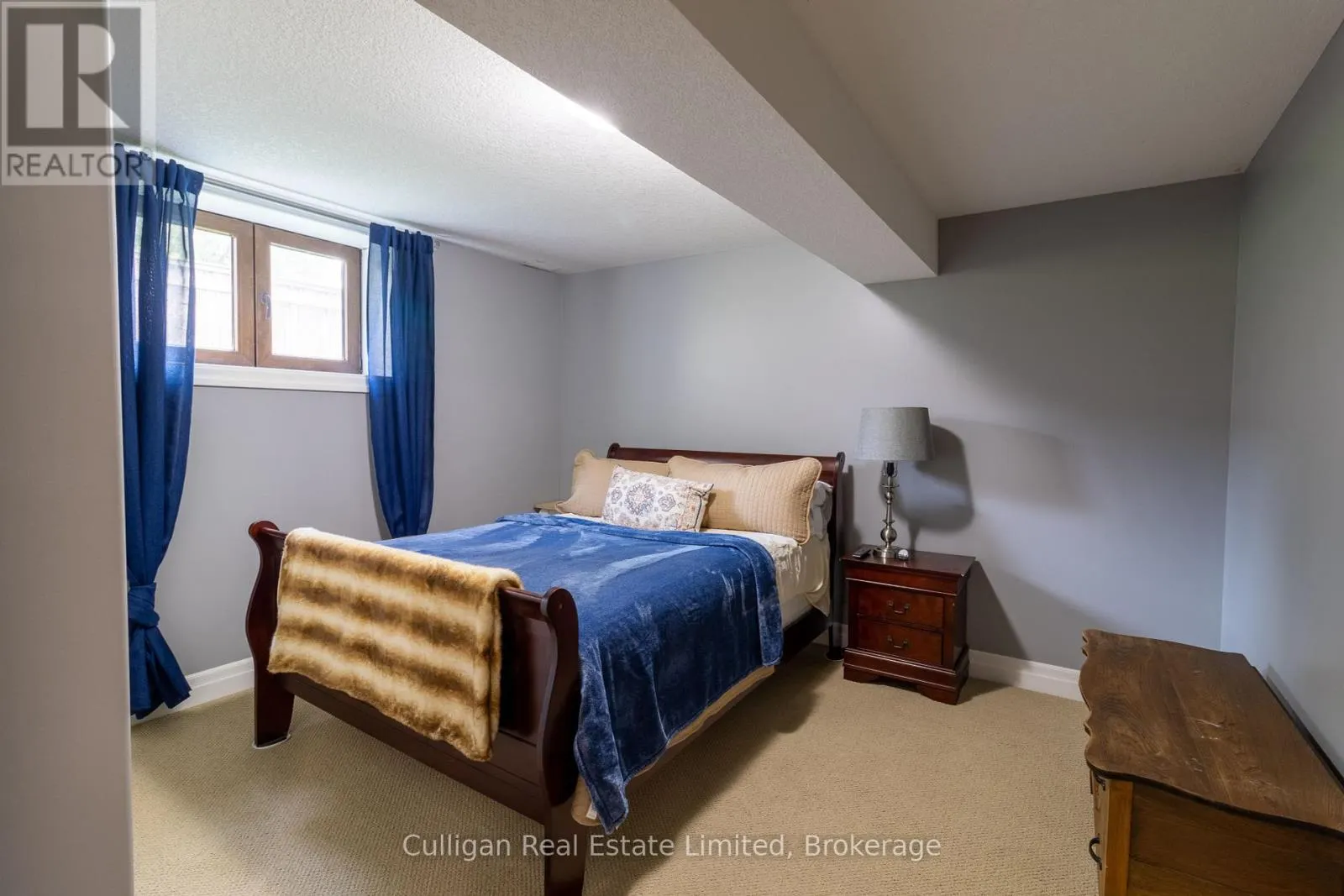 UNIT #47 - 181 SKYLINE AVENUE, #Unit #47
