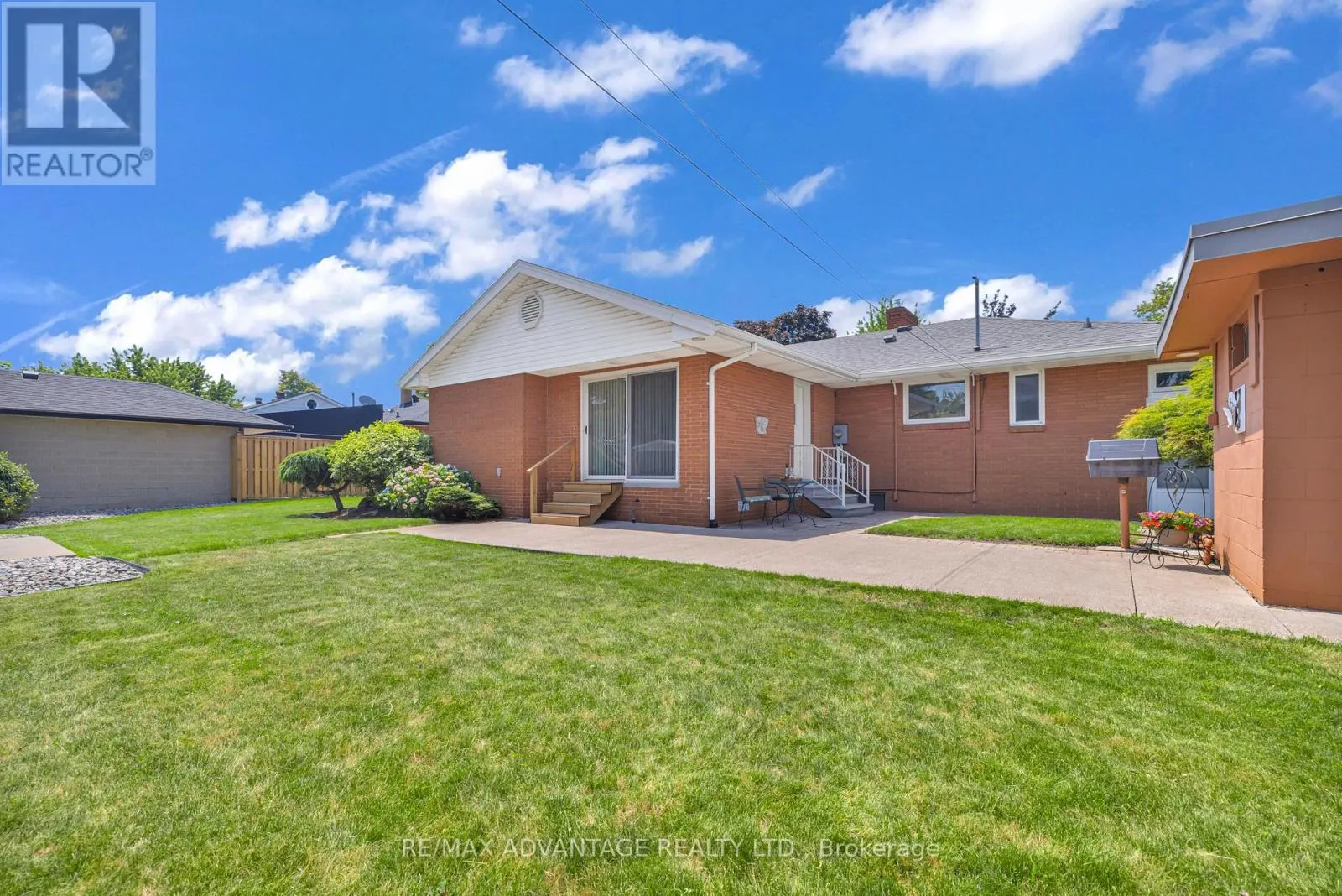 2360 LEONARD ROAD