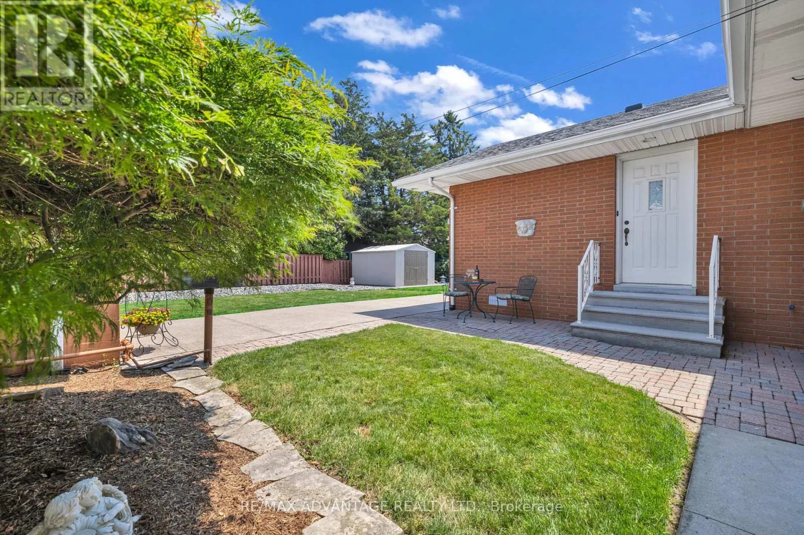 2360 LEONARD ROAD