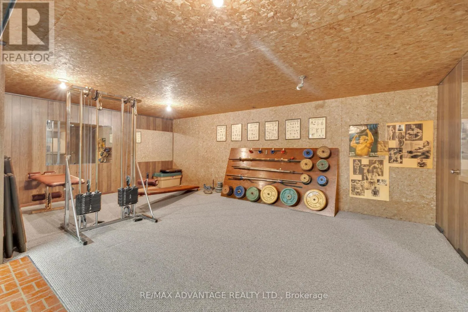 2360 LEONARD ROAD