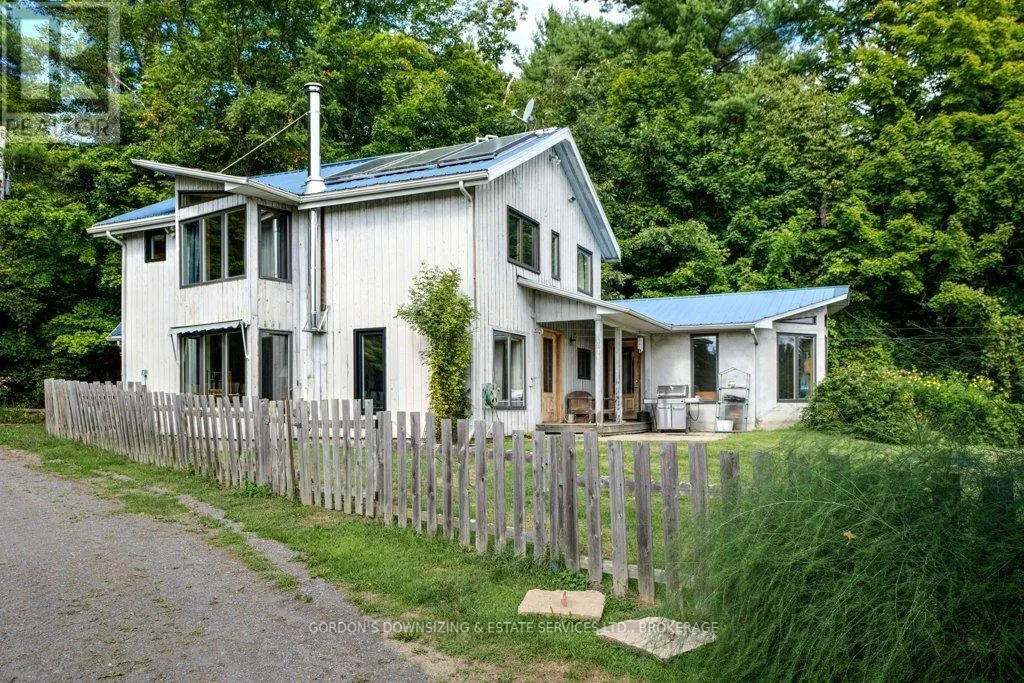 1084 MOON ROAD