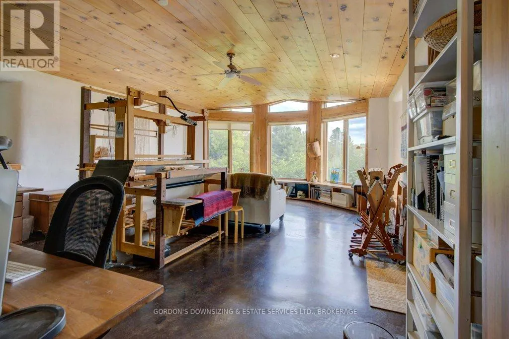 1084 MOON ROAD