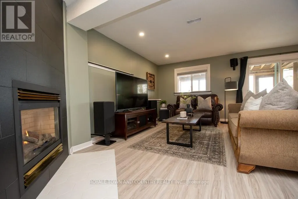 116 CRESSWELL ROAD
