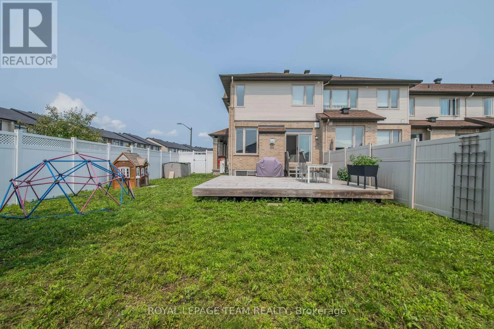 500 GRAND TULLY WAY