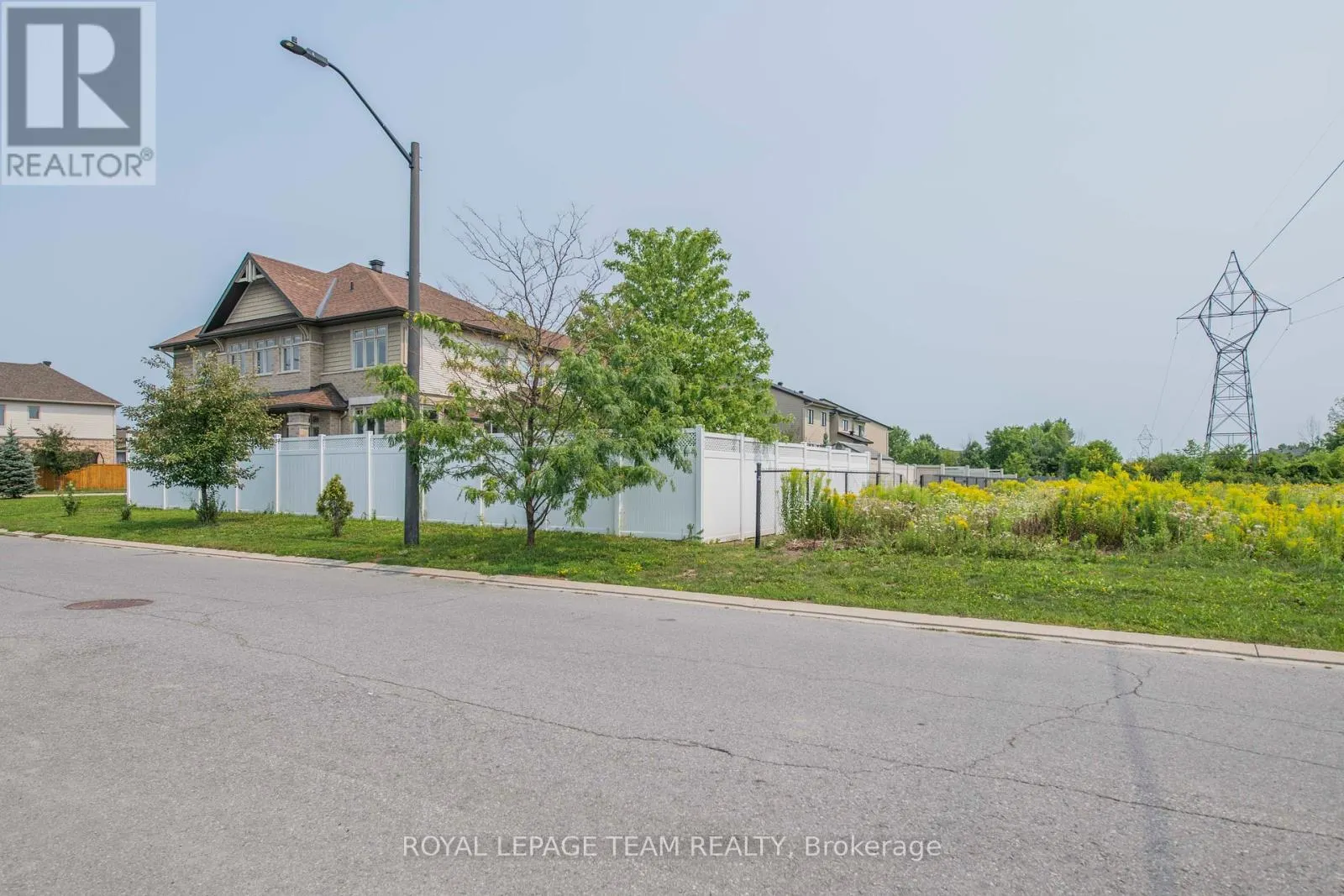 500 GRAND TULLY WAY