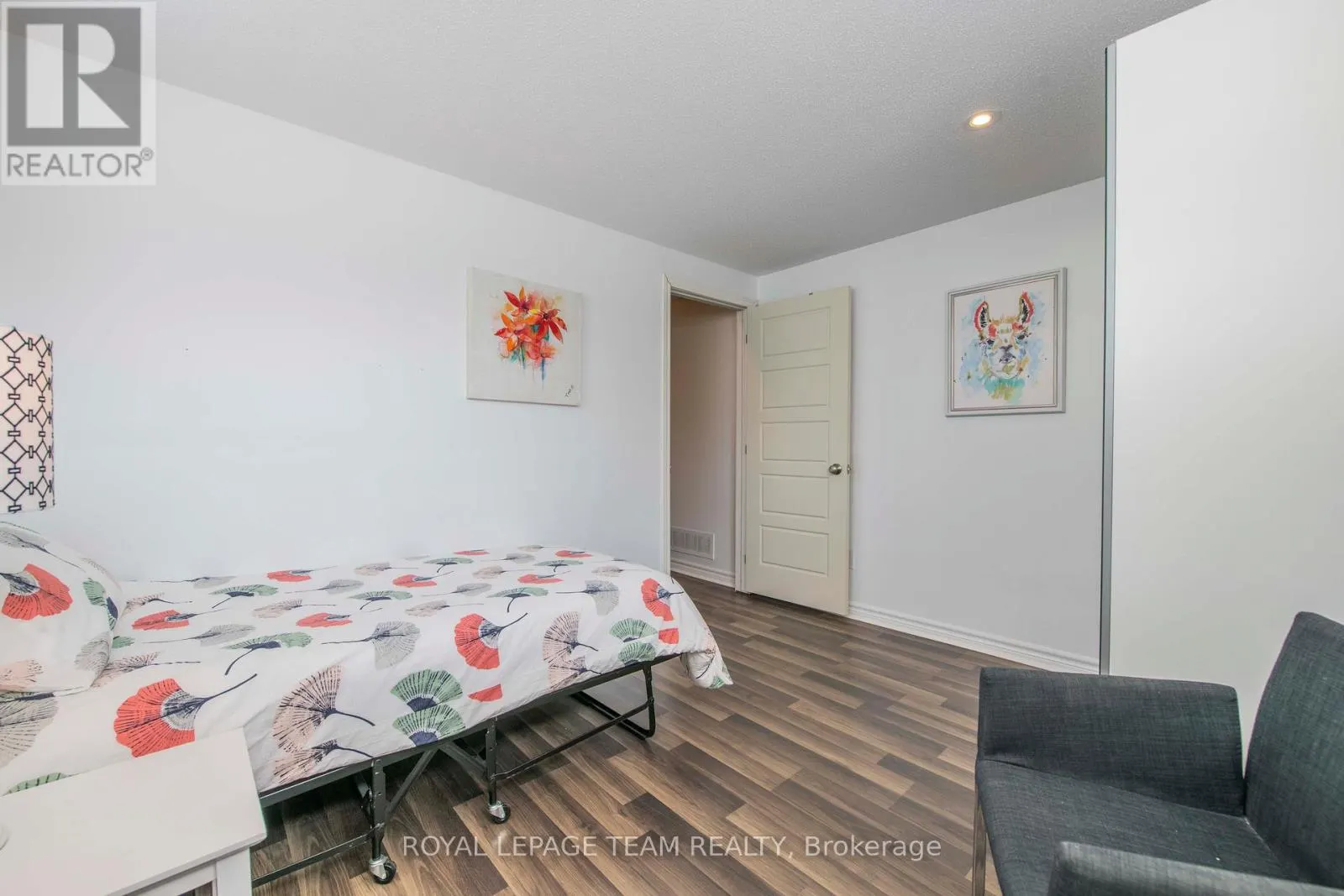 500 GRAND TULLY WAY