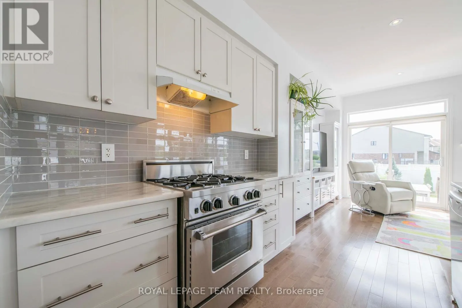 500 GRAND TULLY WAY