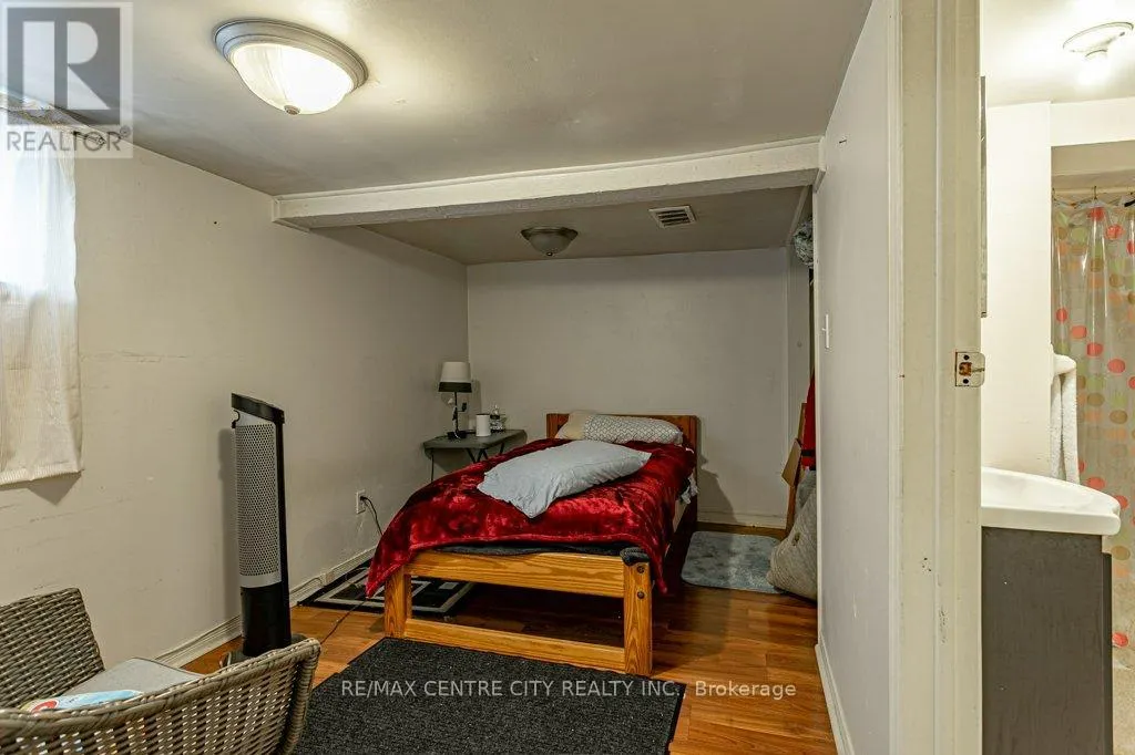 203 RECTORY STREET