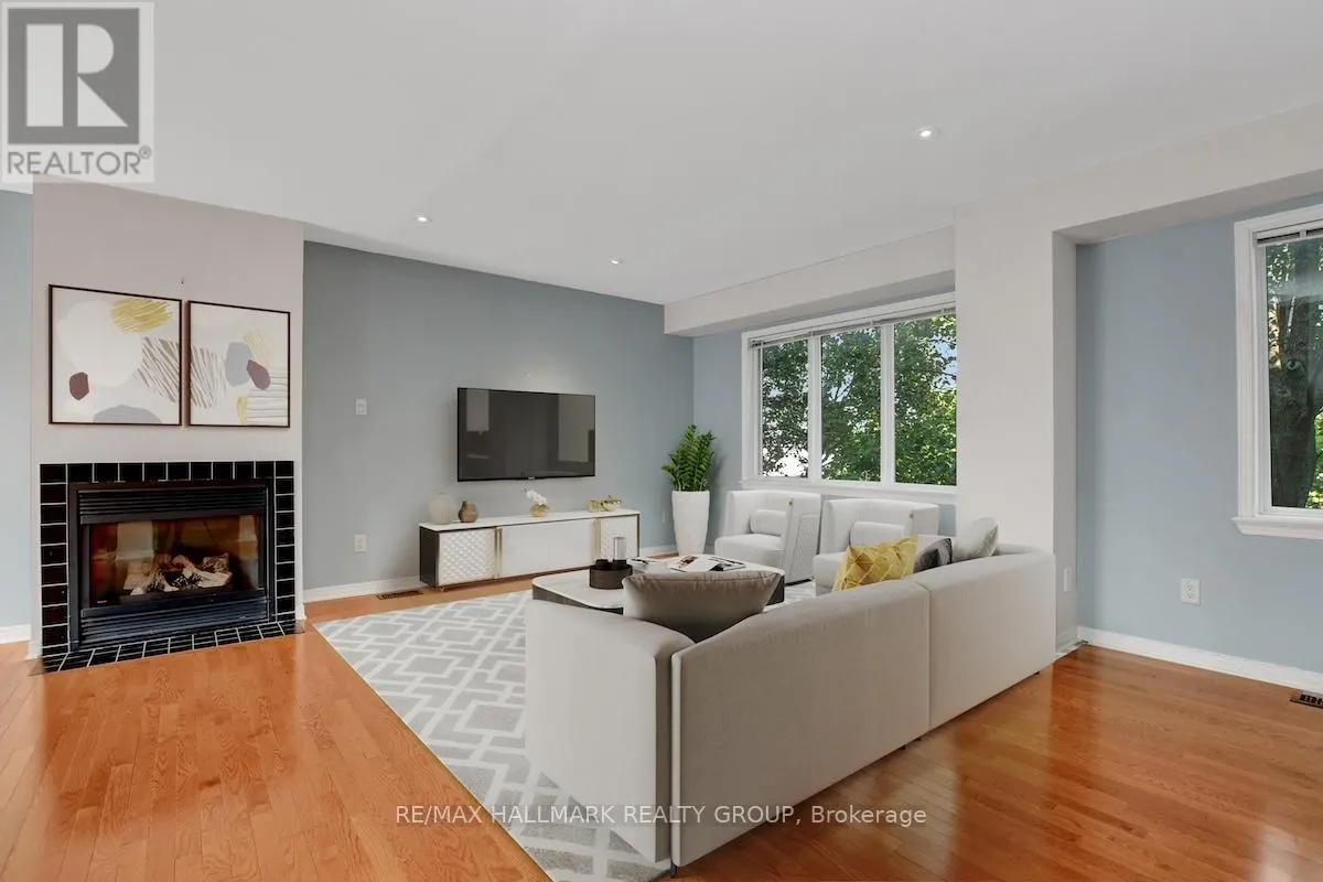 553 BURLEIGH PRIVATE