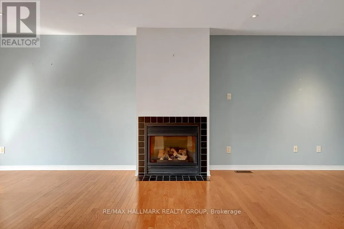 553 BURLEIGH PRIVATE