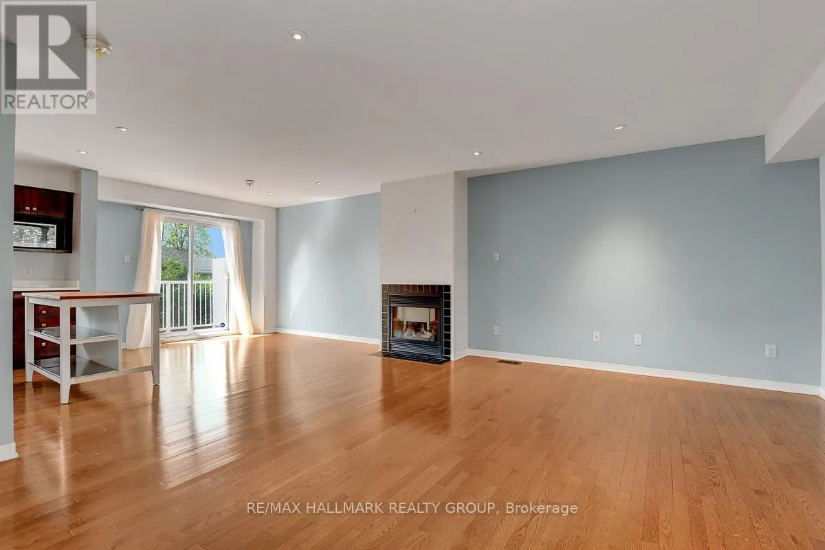 553 BURLEIGH PRIVATE