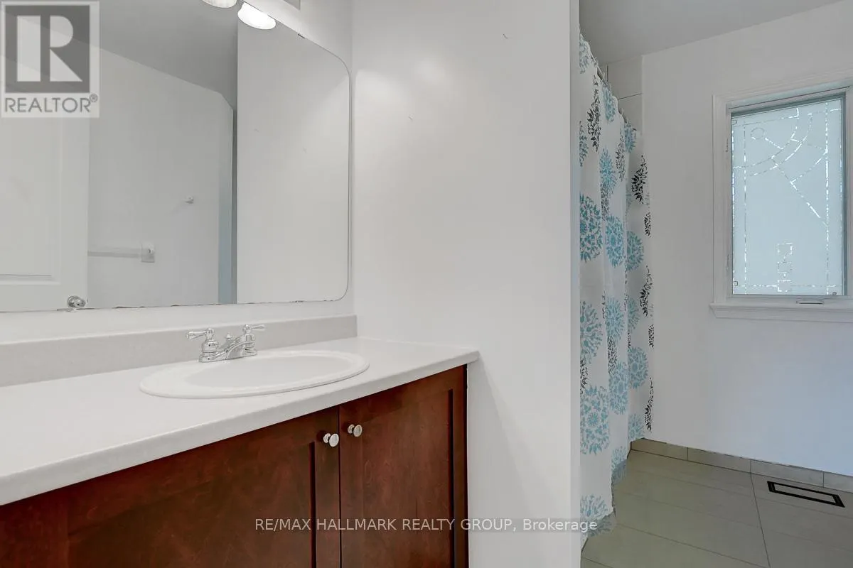 553 BURLEIGH PRIVATE