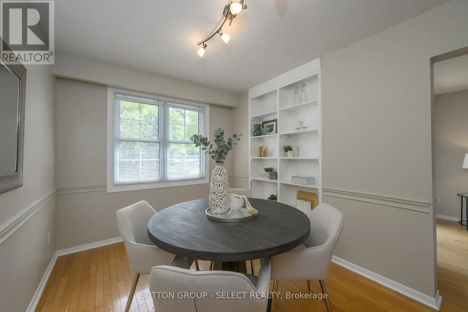 130 - 900 POND VIEW ROAD, #130