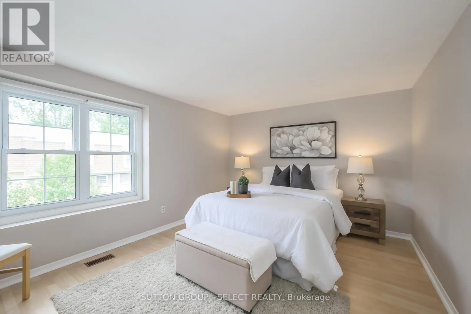 130 - 900 POND VIEW ROAD, #130