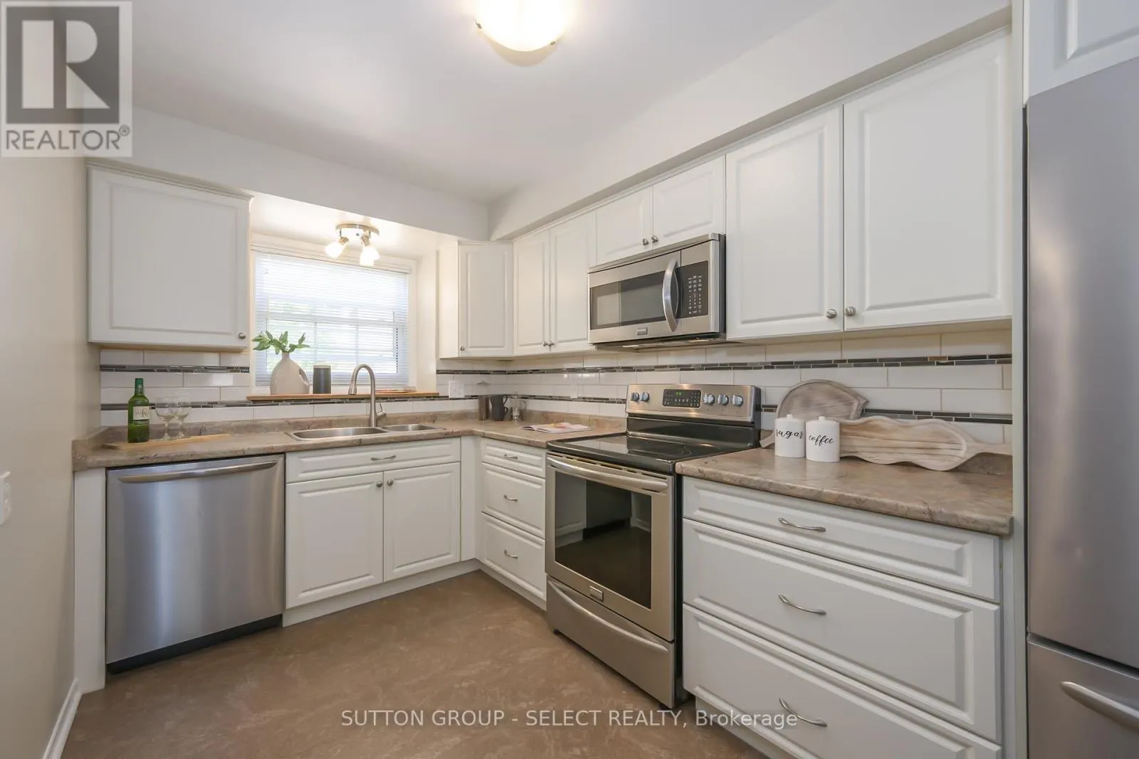 130 - 900 POND VIEW ROAD, #130