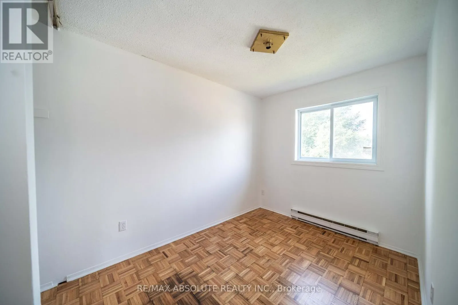 294 THERESE AVENUE