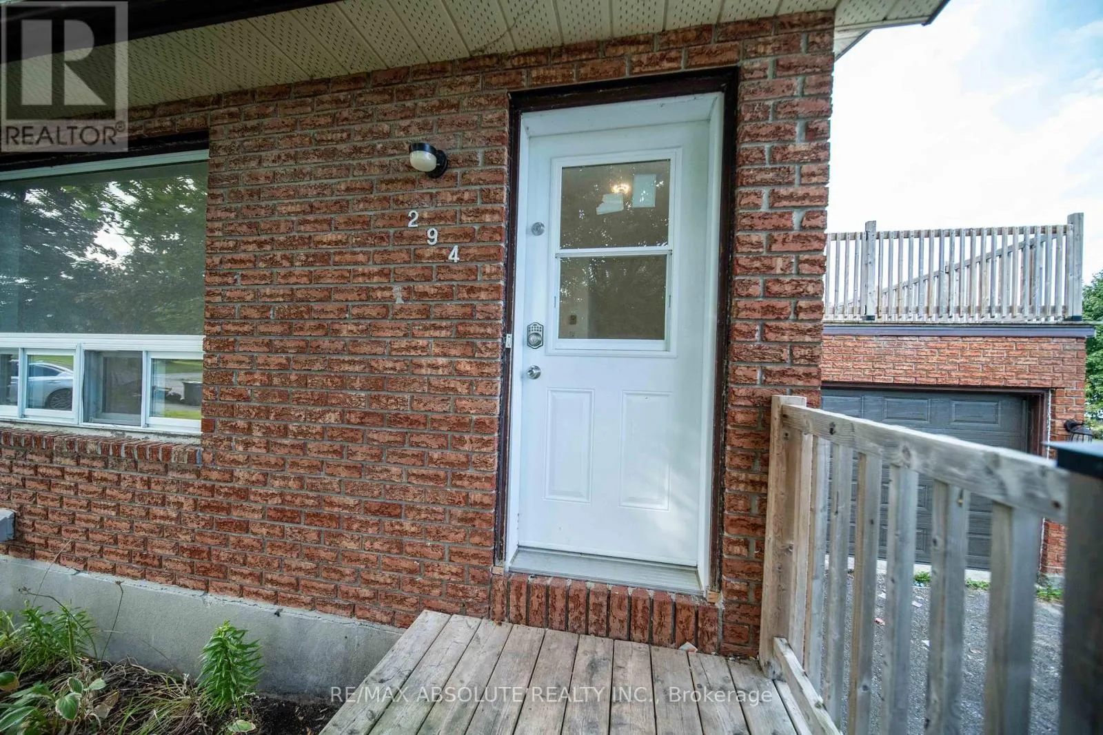 294 THERESE AVENUE
