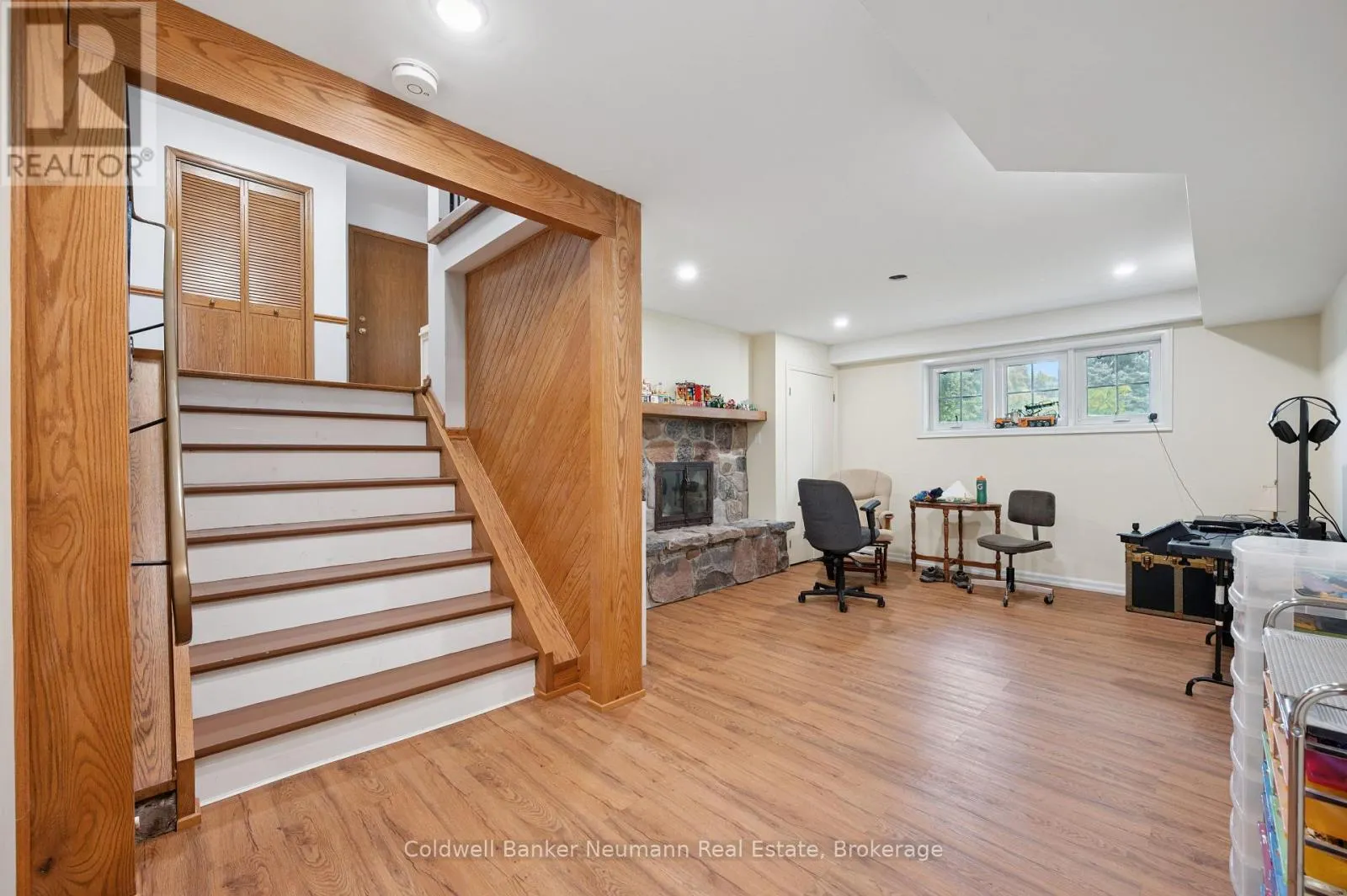 5 A HAMILTON DRIVE
