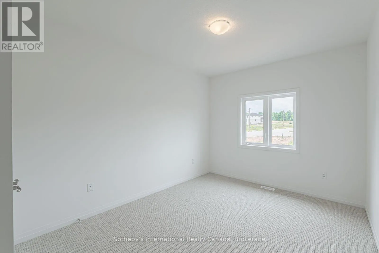 74 RALPH NEWBROOKE CIRCLE