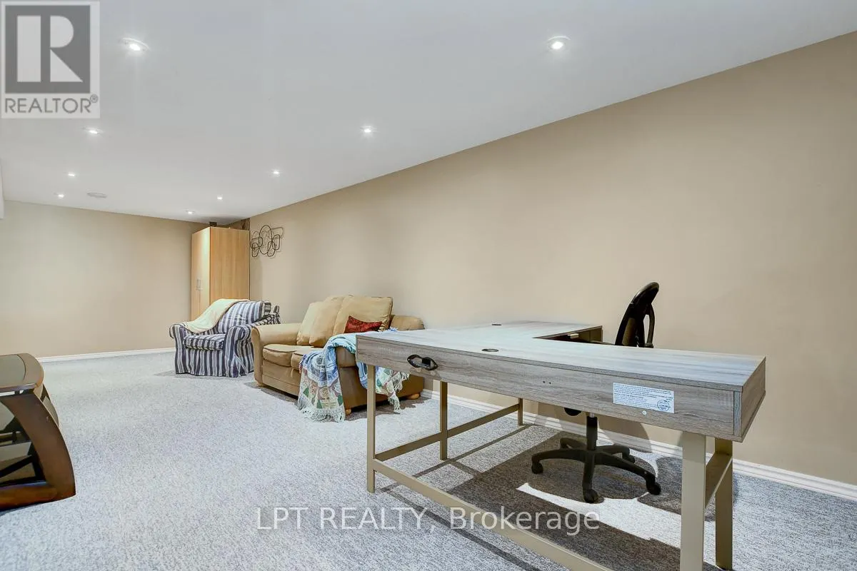 611 TOURELLE DRIVE