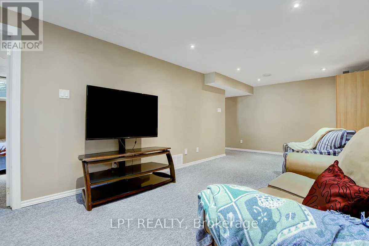 611 TOURELLE DRIVE