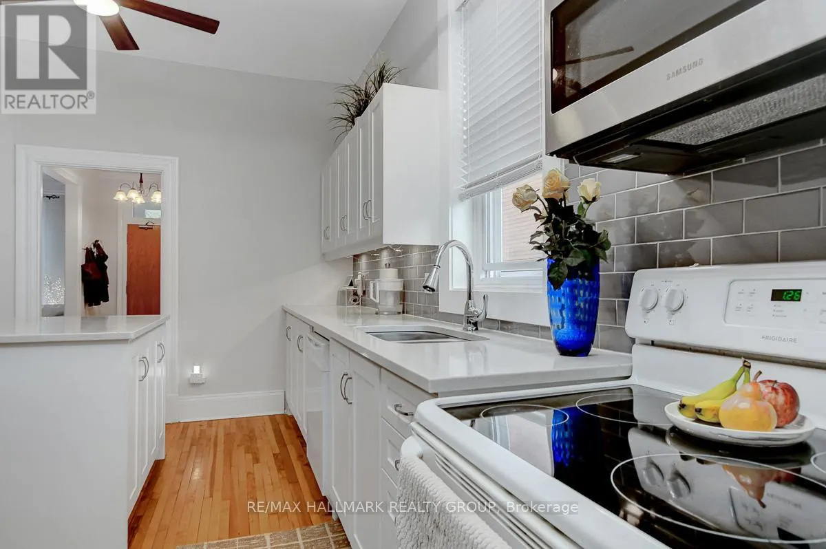 120 STRATHCONA AVENUE S