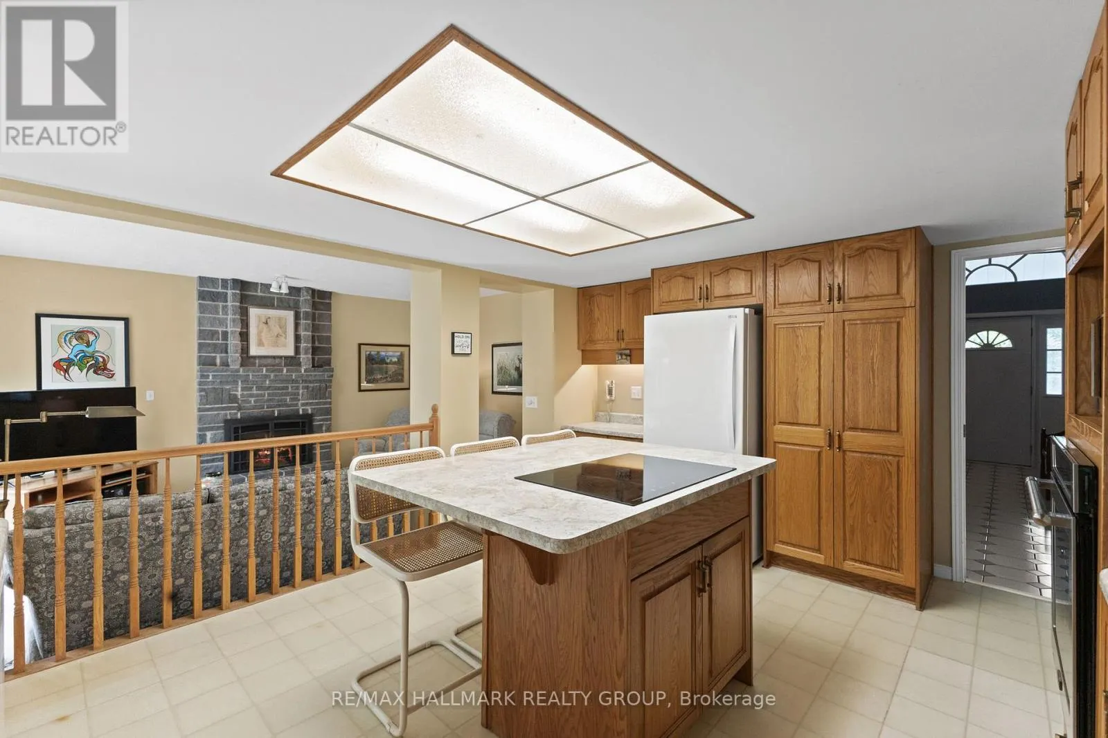 1103 RIDEAU BEND CRESCENT