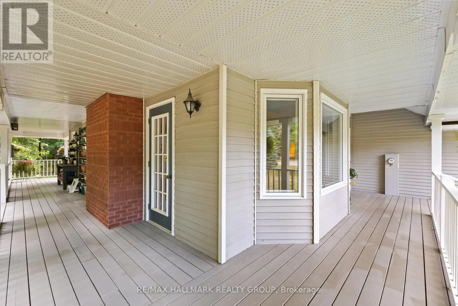 1103 RIDEAU BEND CRESCENT