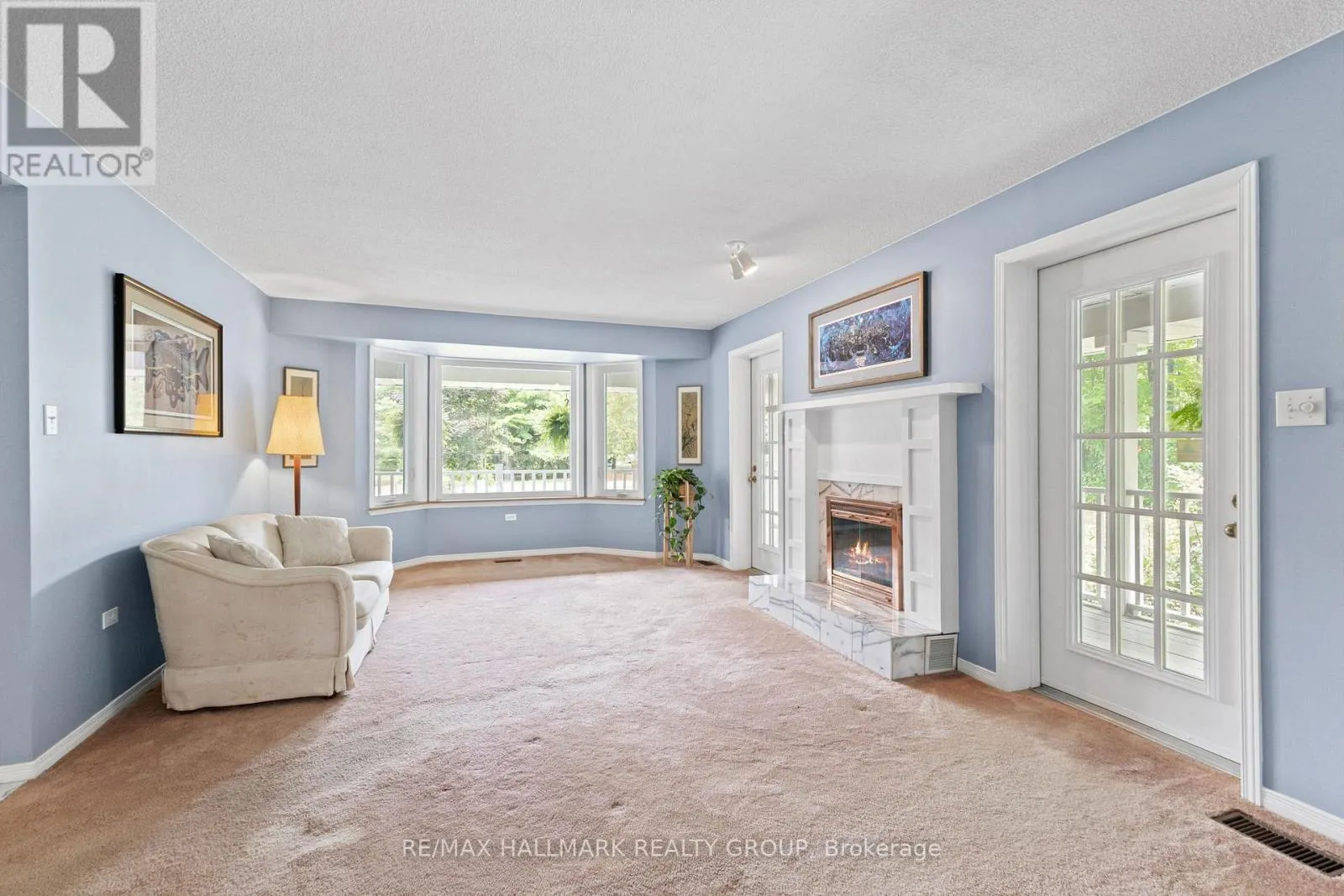1103 RIDEAU BEND CRESCENT