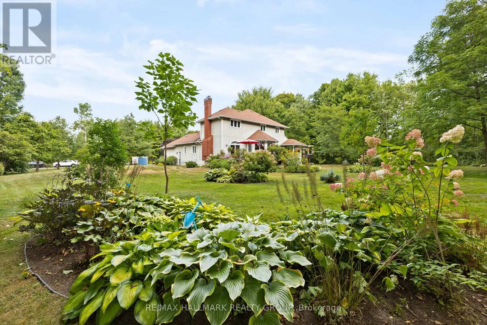 1103 RIDEAU BEND CRESCENT