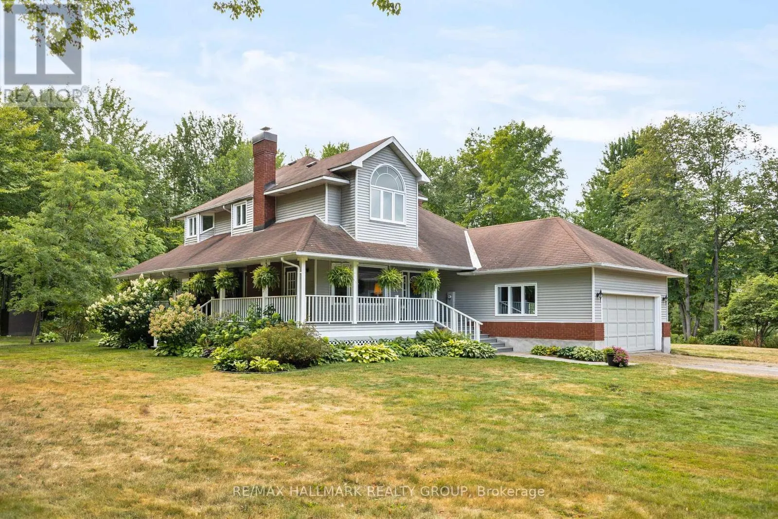 1103 RIDEAU BEND CRESCENT