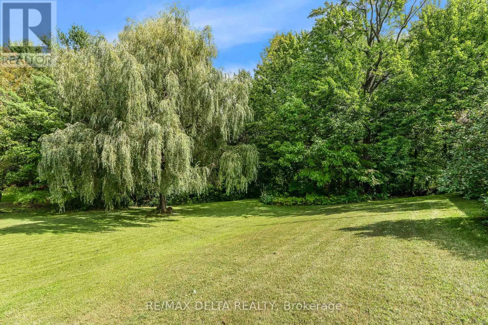 1115 GOLF CLUB ROAD N